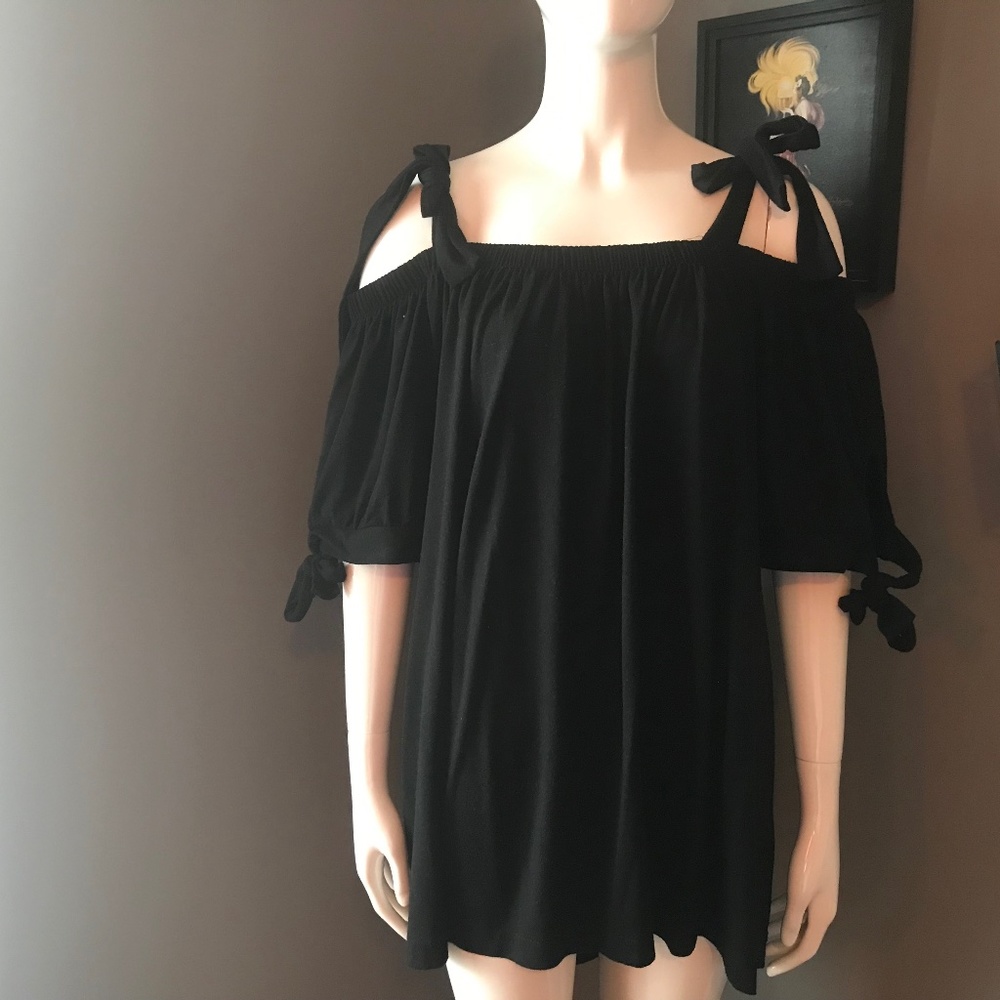 Black Lane Bryant top. Size 18/20